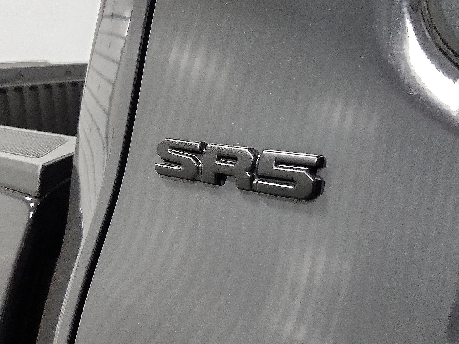 2025 Toyota Tacoma SR5 - Photo 18