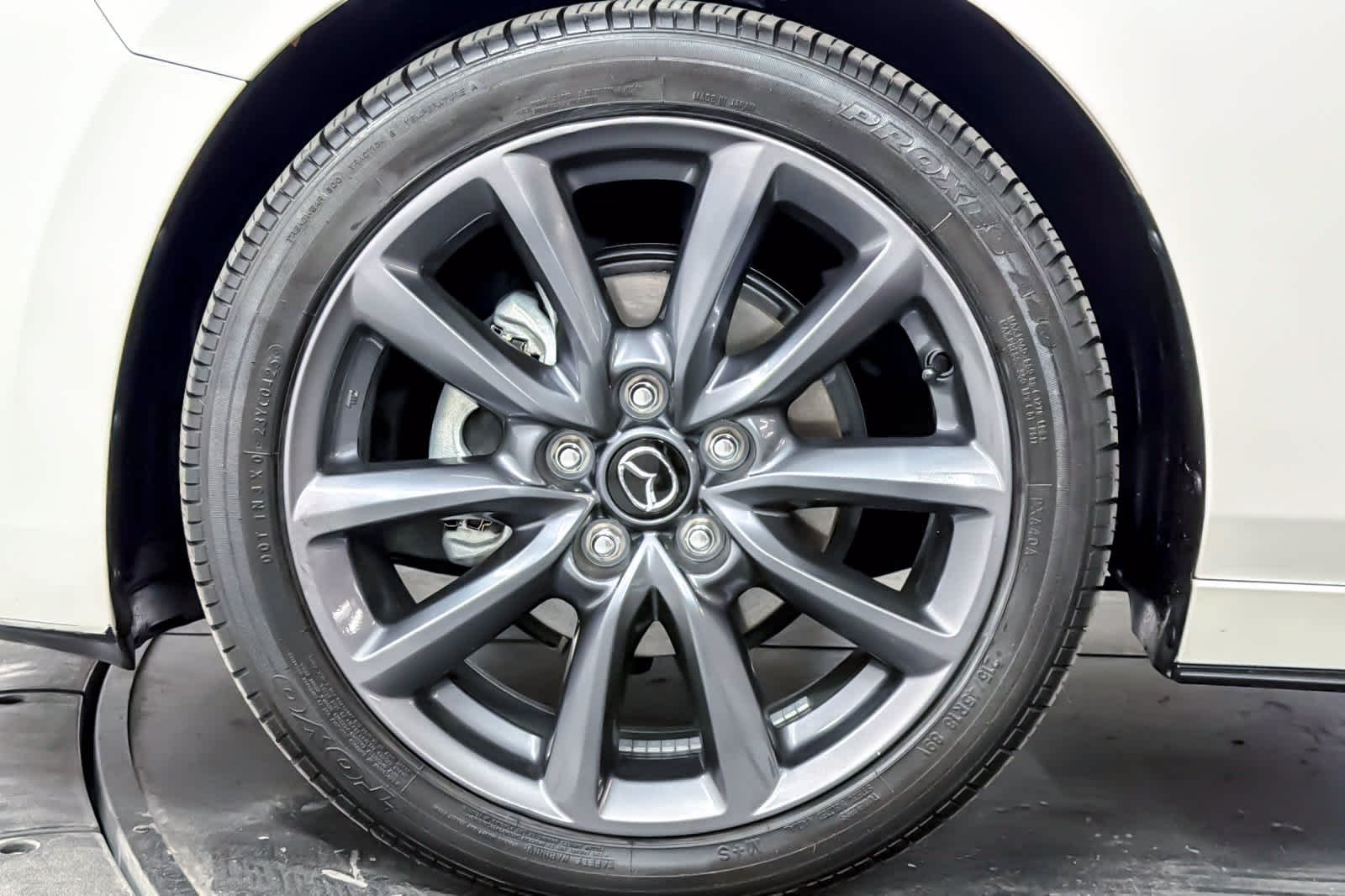 Used 2025 Snowflake White Pearl Mica Mazda 2.5 S Preferred image 26