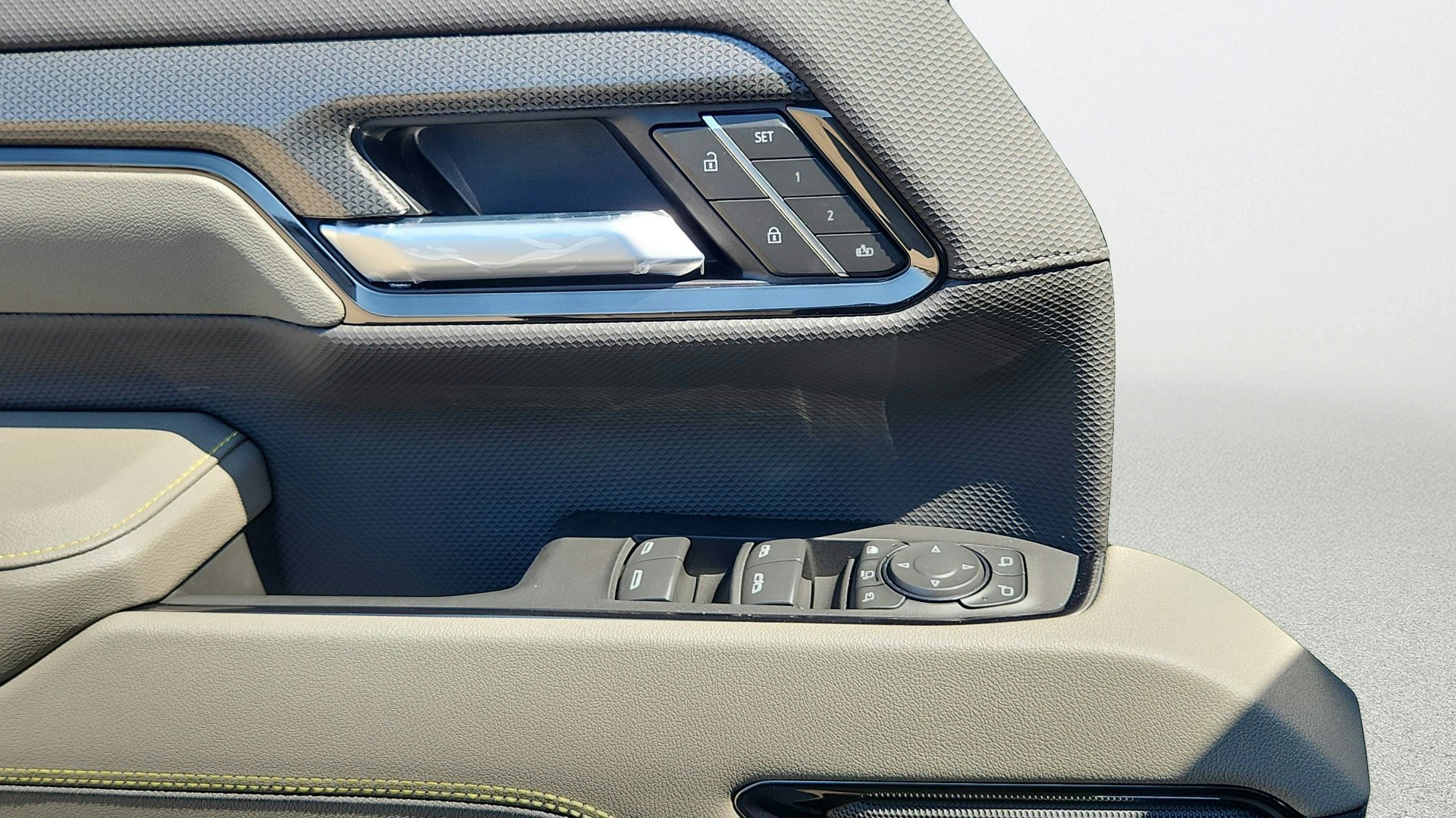 2026 Chevrolet Silverado 2500 HD ZR2 - Photo 25
