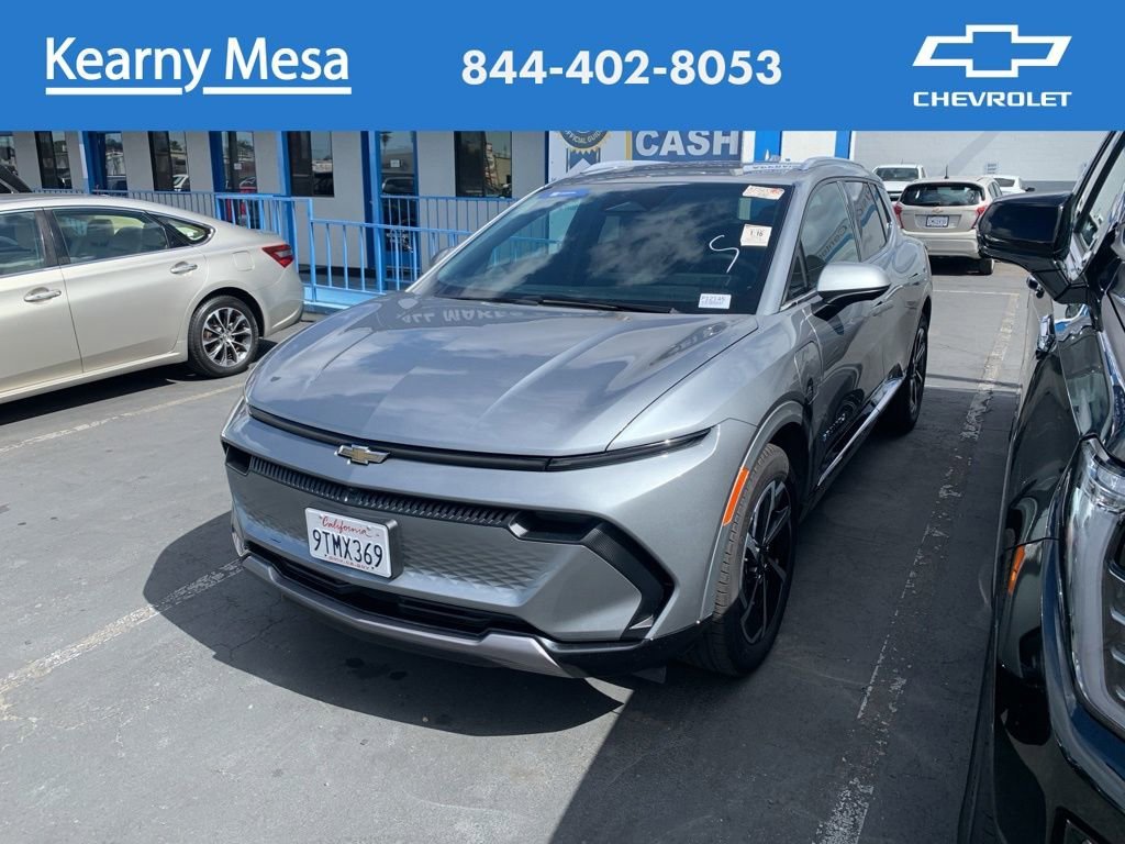 2025 Chevrolet Equinox EV 2LT FWD's photo