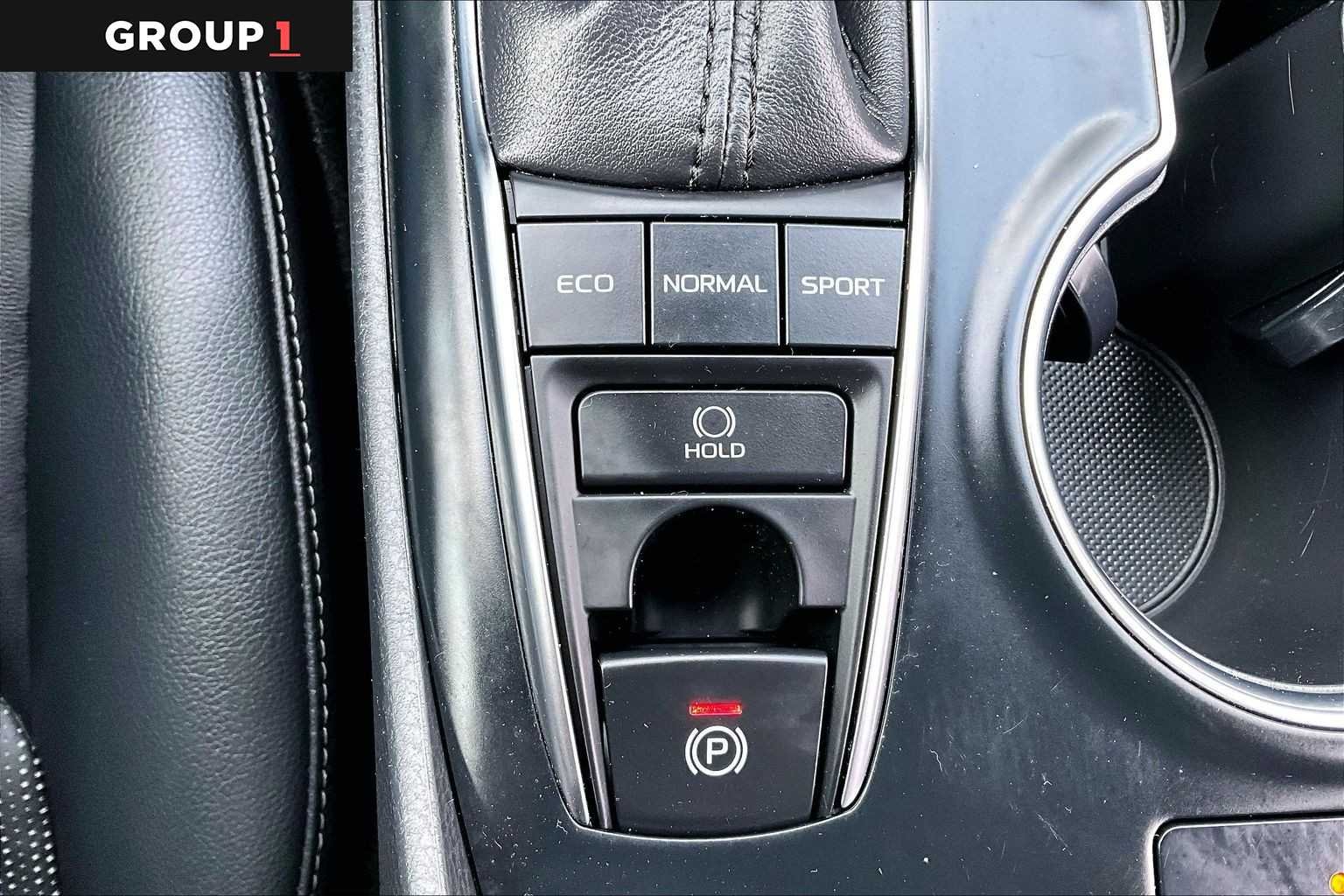 Used 2019 Celestial Silver/Midnight Black Metallic Toyota XSE V6 image 36
