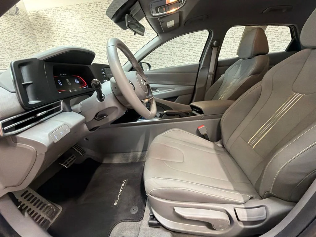 Used 2026 Amazon Gray Hyundai SEL Sport image 23
