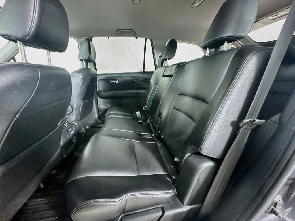 Certified Used 2019 Gray Honda EX-L image 32