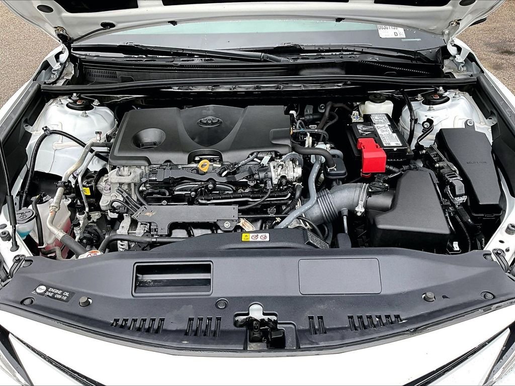 Used 2024 White Toyota LE image 28