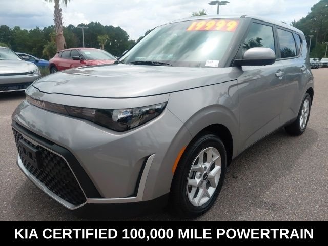 Used 2025 Gray Kia LX image 1