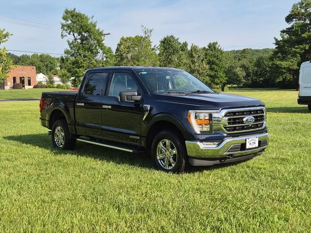 Used 2023 Blue Ford XLT image 15
