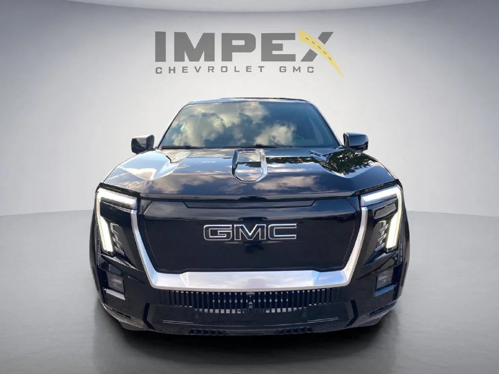 Used 2025 Onyx Black GMC Max Range Denali image 9