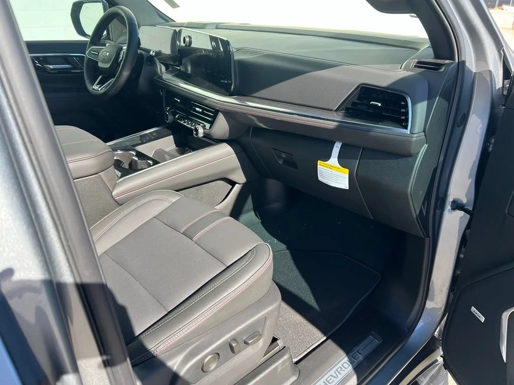 New 2026 Sterling Gray Metallic Chevrolet RST image 30