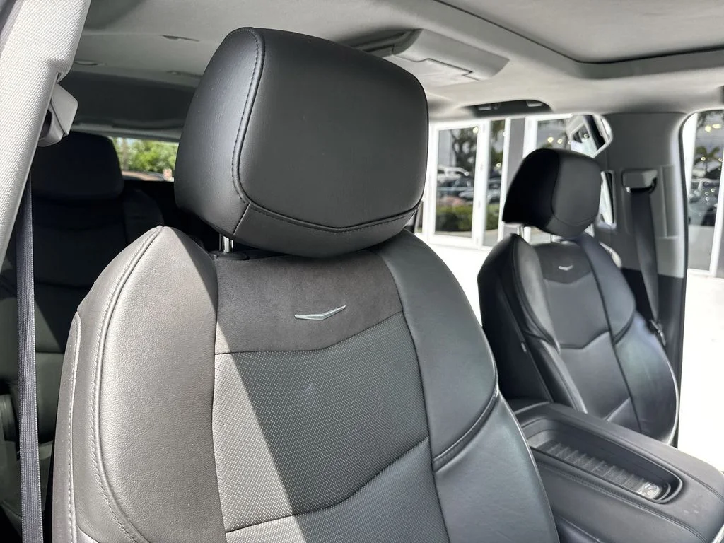 Used 2020 Black Raven Cadillac Luxury image 46