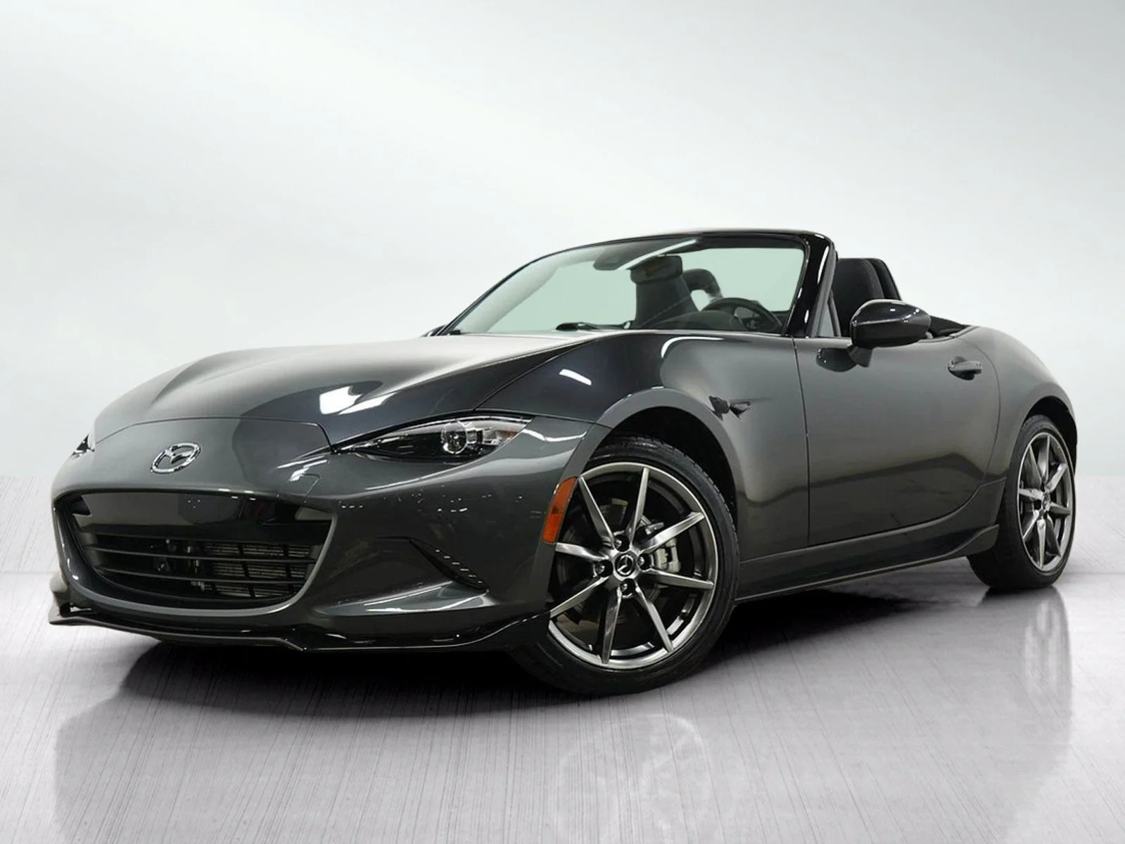 Used 2022 Mazda MX-5 Miata Grand Touring with VIN JM1NDAD74N0503139 for sale in White Bear Lake, Minnesota