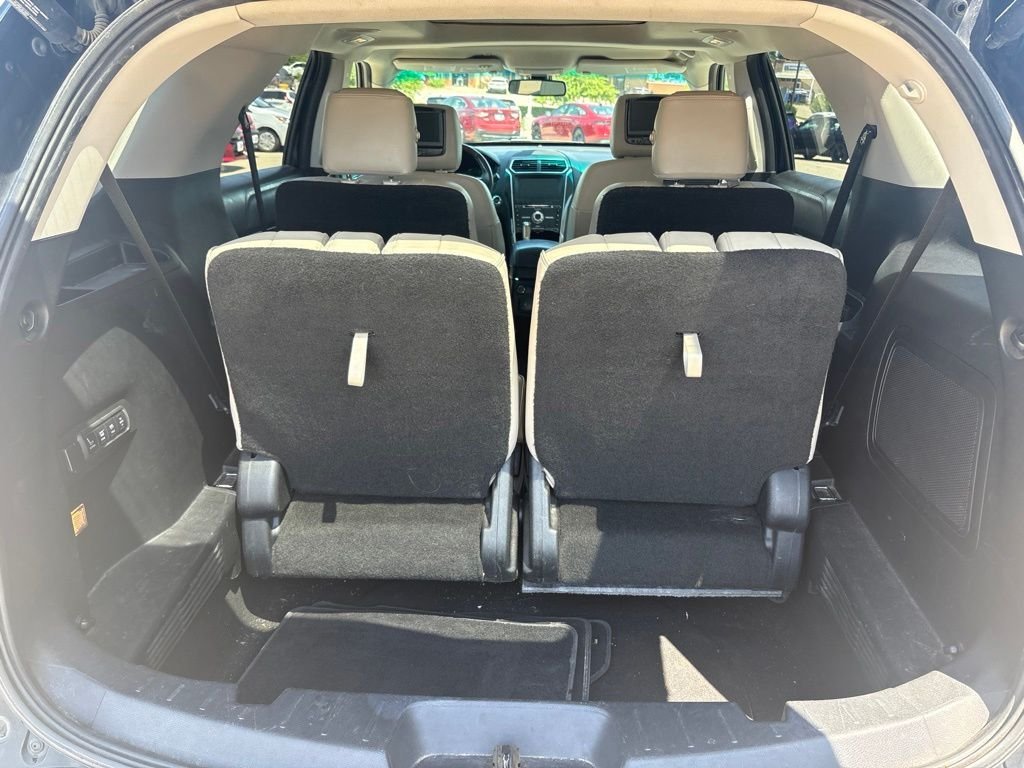 Used 2016 Black Ford Platinum image 48