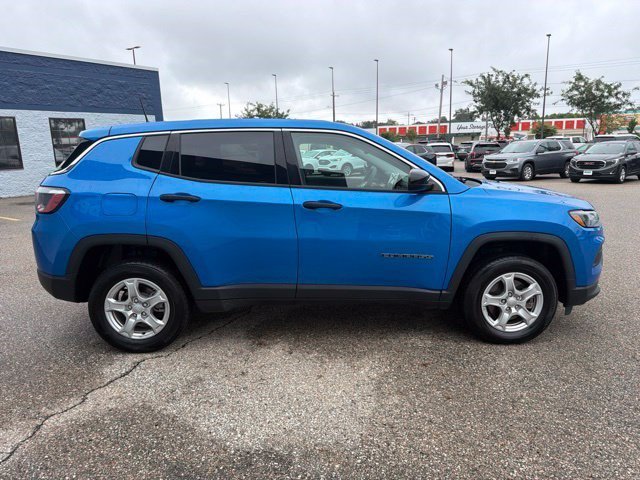 Used 2022 Laser Blue Pearlcoat Jeep Sport image 6