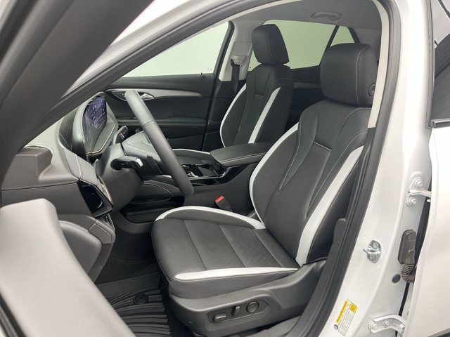 Used 2026 Summit White Buick Sport Touring image 9
