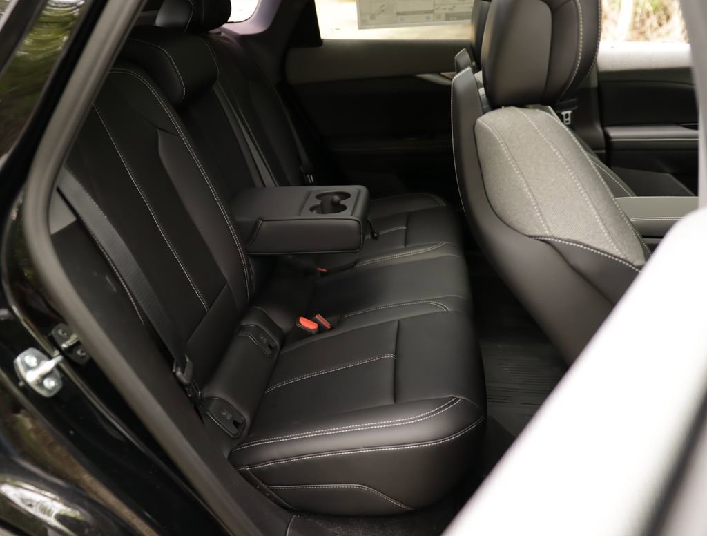 2026 Cadillac OPTIQ Sport - Photo 35