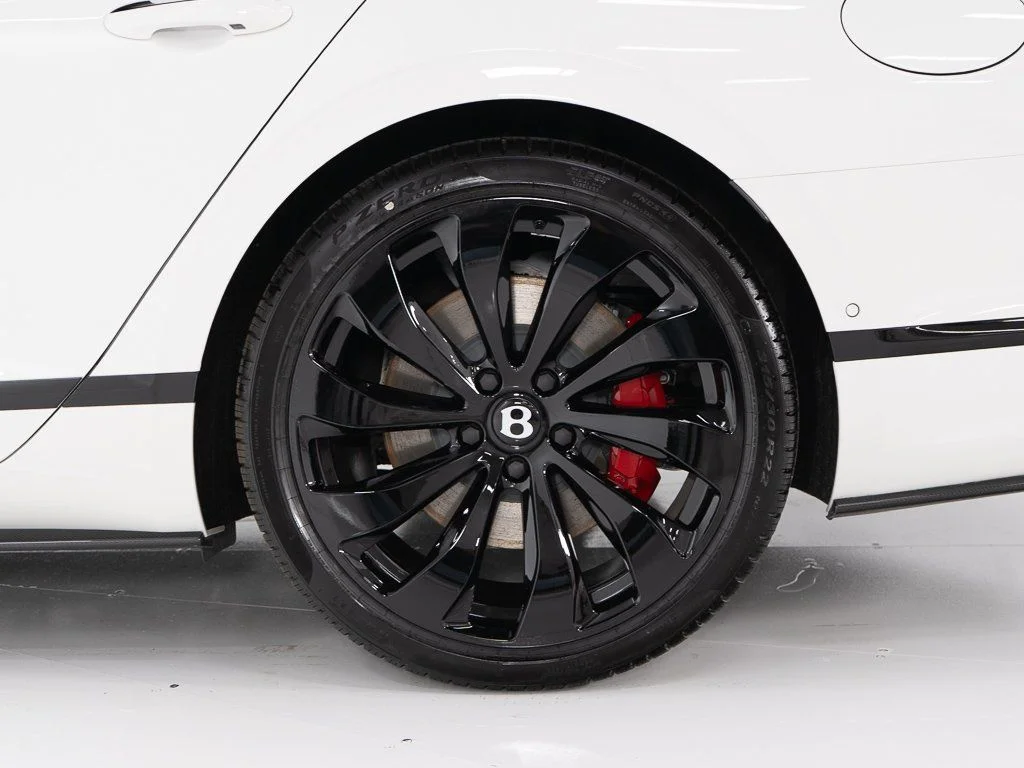 New 2026 Glacier White Bentley Azure image 44