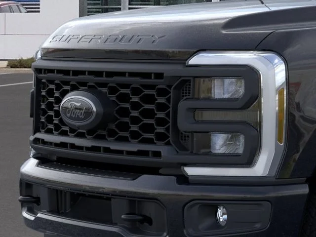 2025 Ford F-250 Super Duty XLT - Photo 17