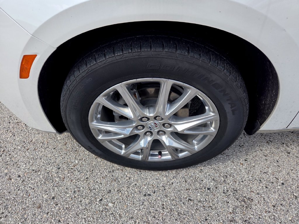 Used 2023 White Buick Essence image 4
