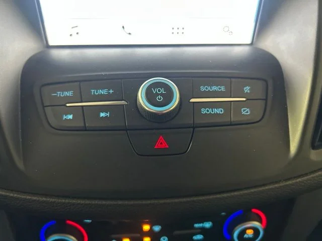 Used 2019 Sea Green Ford SEL image 27