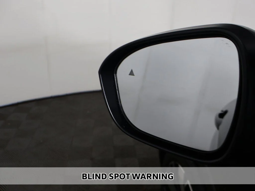 2025 Mitsubishi Outlander SEL - Photo 8
