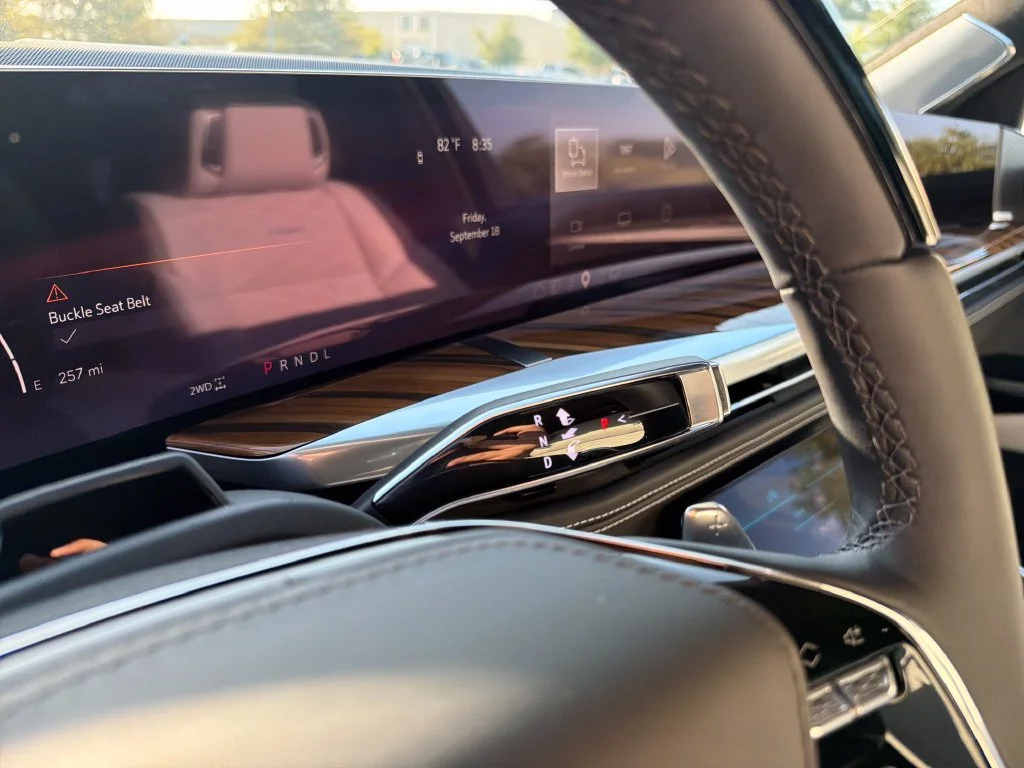 2026 Cadillac Escalade Platinum Sport - Photo 25