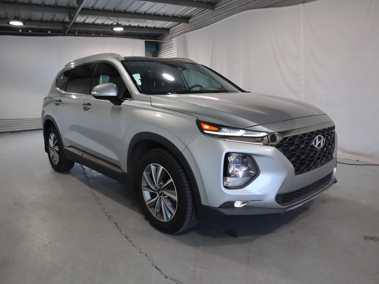 Used 2020 Shimmering Silver Hyundai Limited image 3