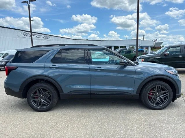 New 2026 Vapor Blue Metallic Ford ST-Line image 9