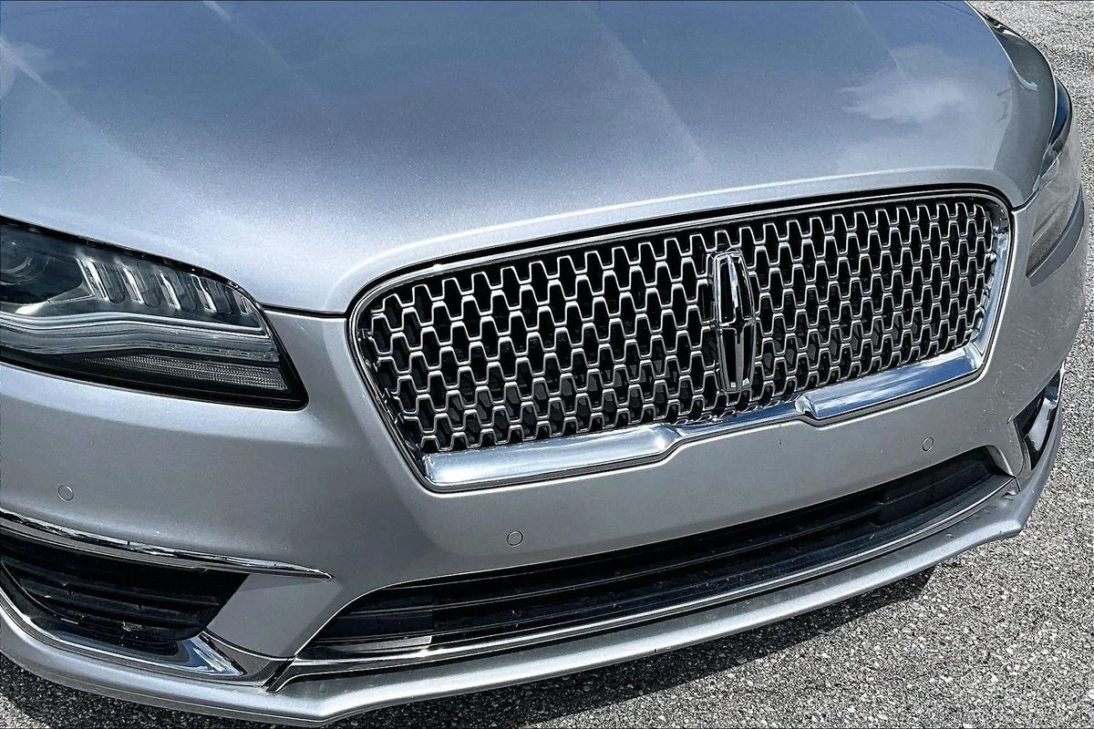 Used 2019 Silver Lincoln Reserve II image 35