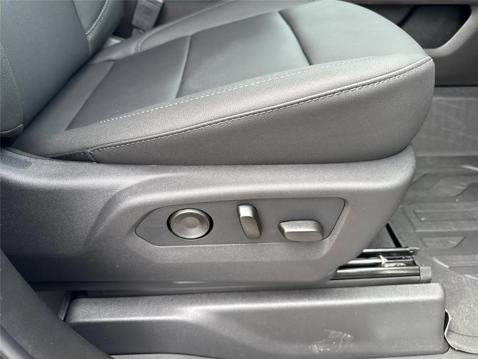 New 2026 Summit White GMC SLT image 12