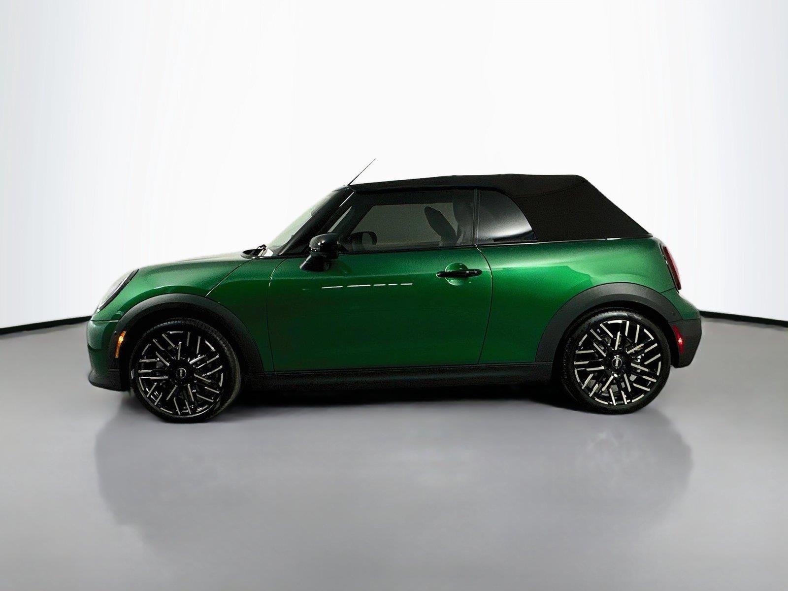 Used 2026 British Racing Green IV Metallic MINI Cooper image 8