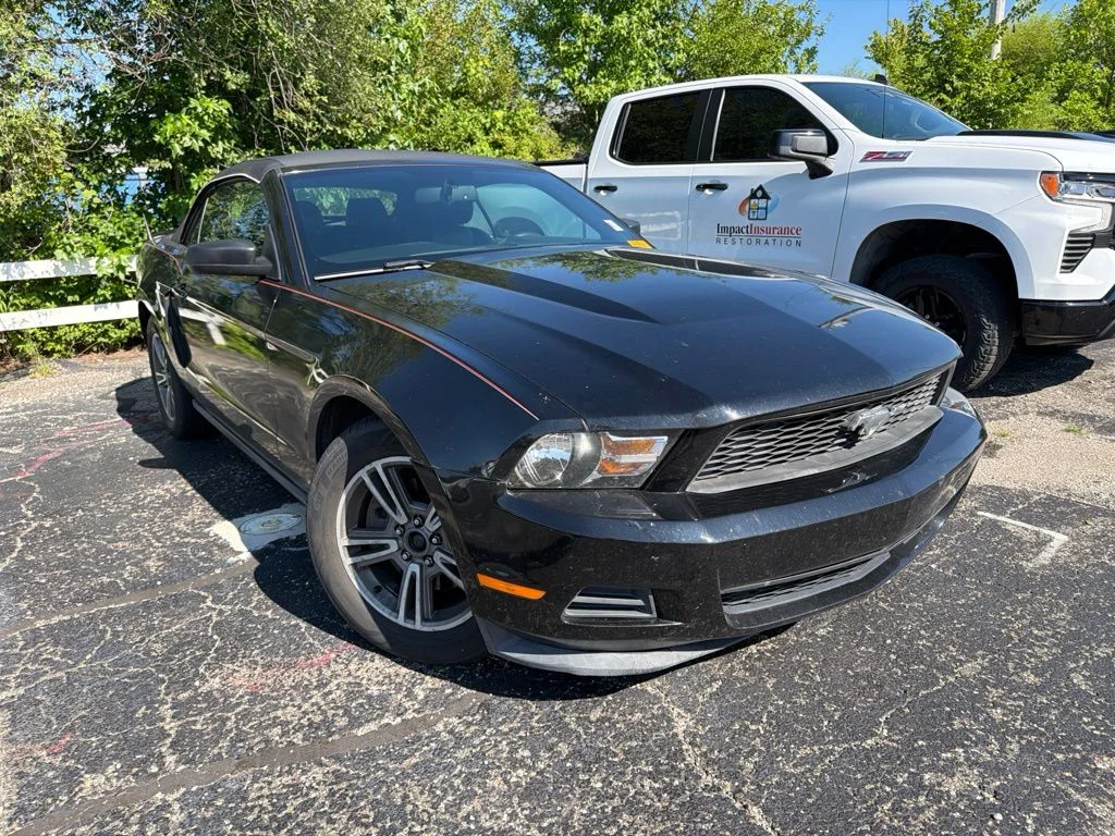 Used 2012 Black Ford V6 Premium image 7