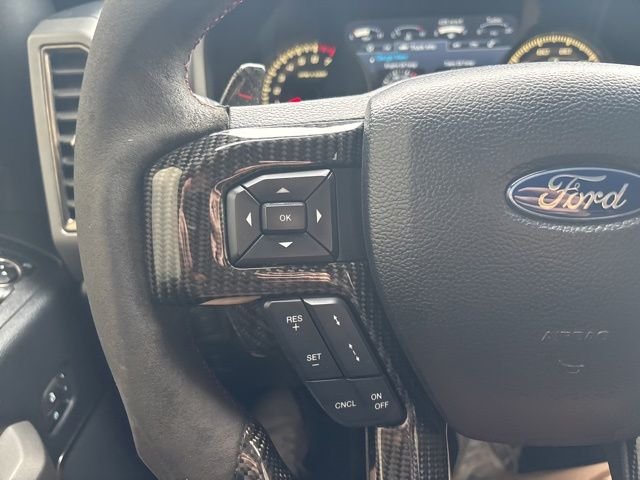 Used 2020  Ford Raptor image 21