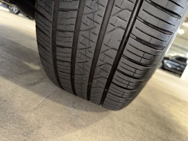 Certified Used 2025 Carbon Black Metallic BMW xDrive40i image 37