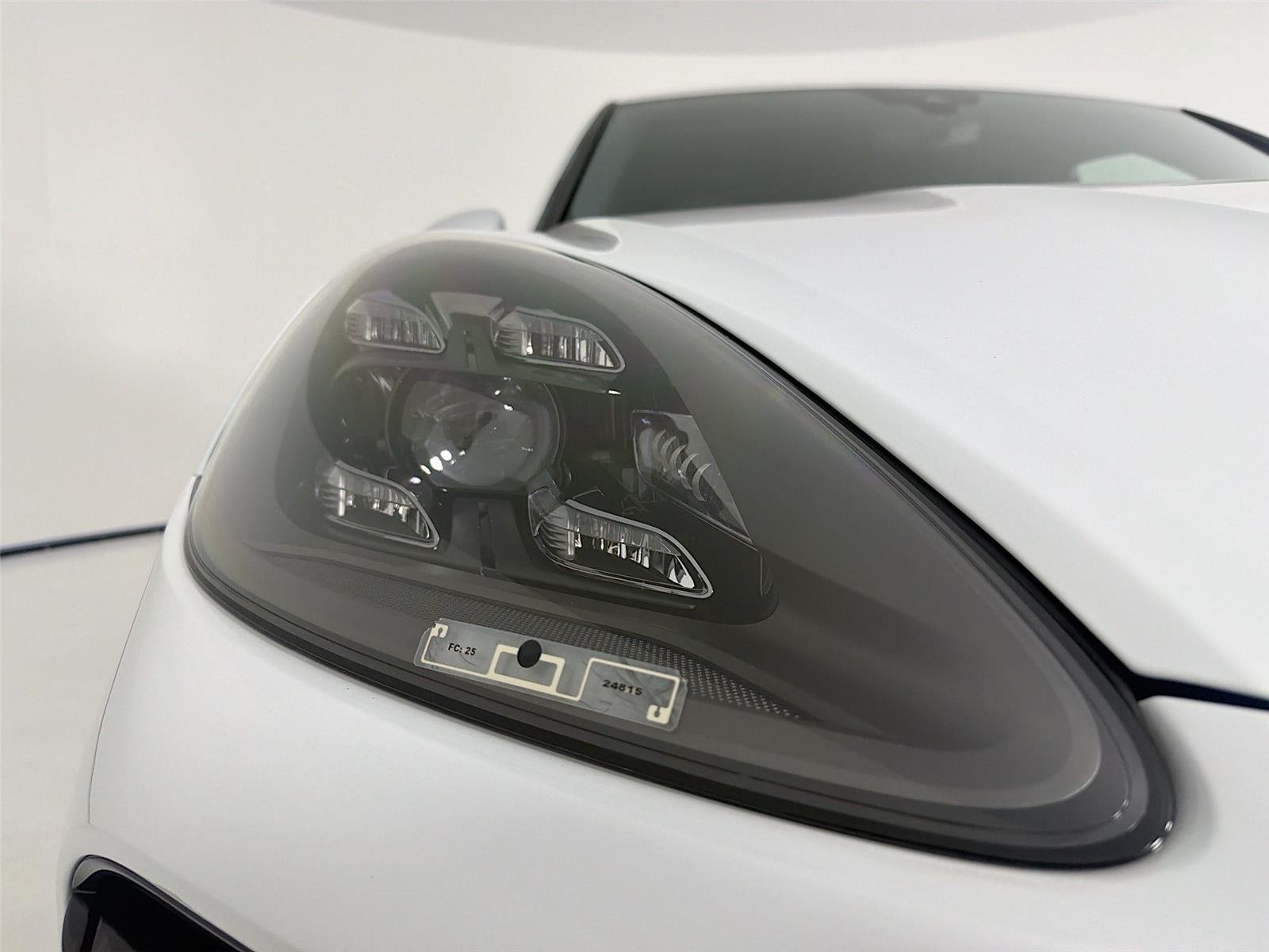 Used 2022 White Porsche Turbo image 30