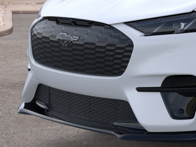 New 2026 Star White Metallic Tri-coat Ford Premium image 17