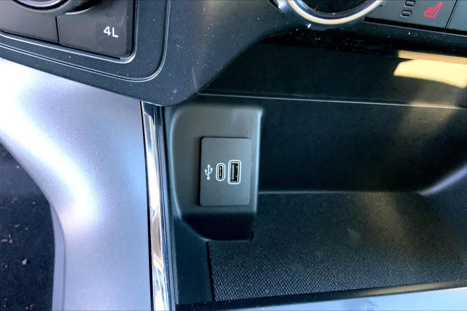 New 2026 Marsh Gray Ford XLT image 15