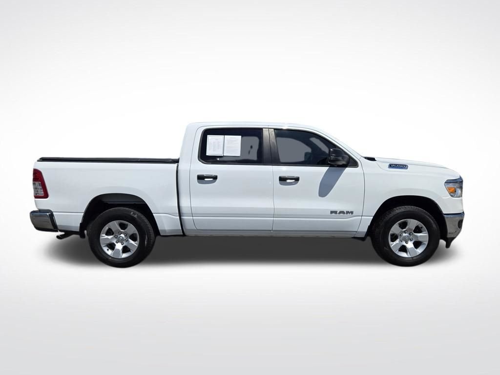 Used 2023 White Ram Big Horn/Lone Star image 2