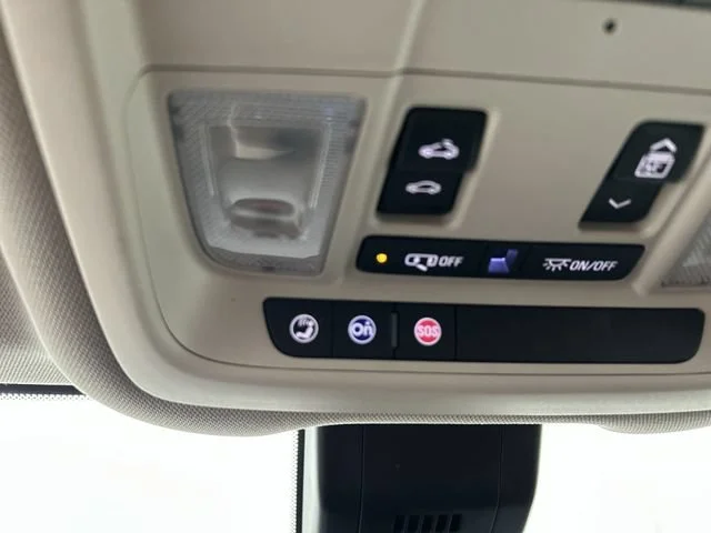 Used 2018 RED QUARTZ TINTCOAT GMC Denali image 14