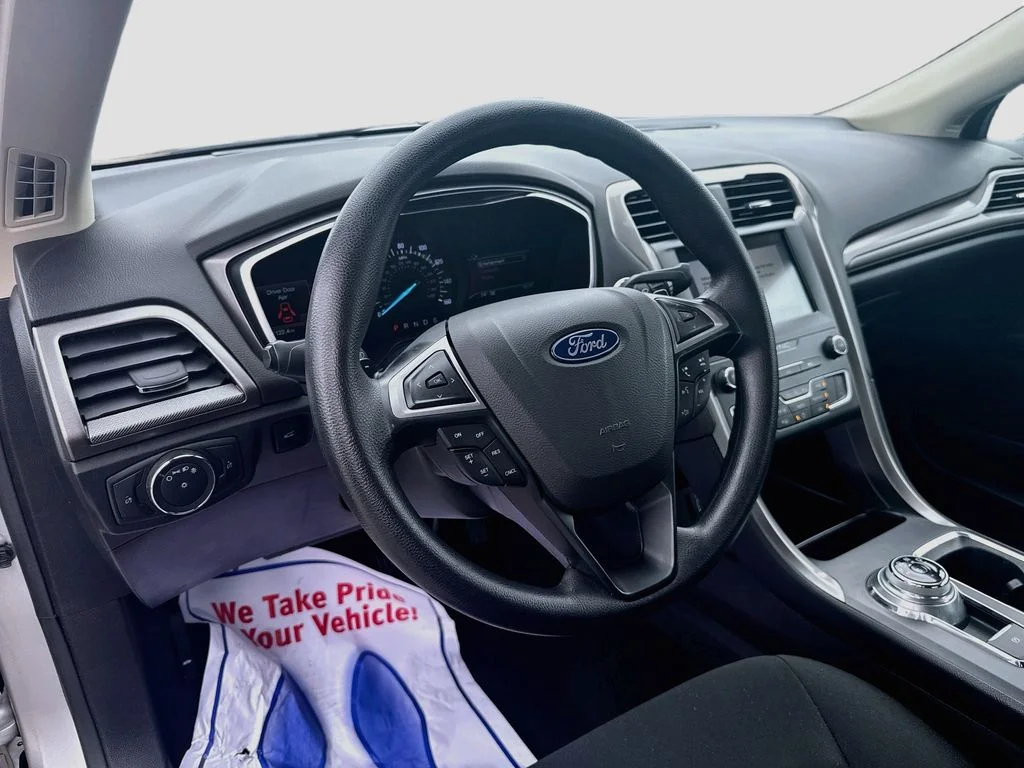 Certified Used 2019 Ingot Silver Metallic Ford SE image 9
