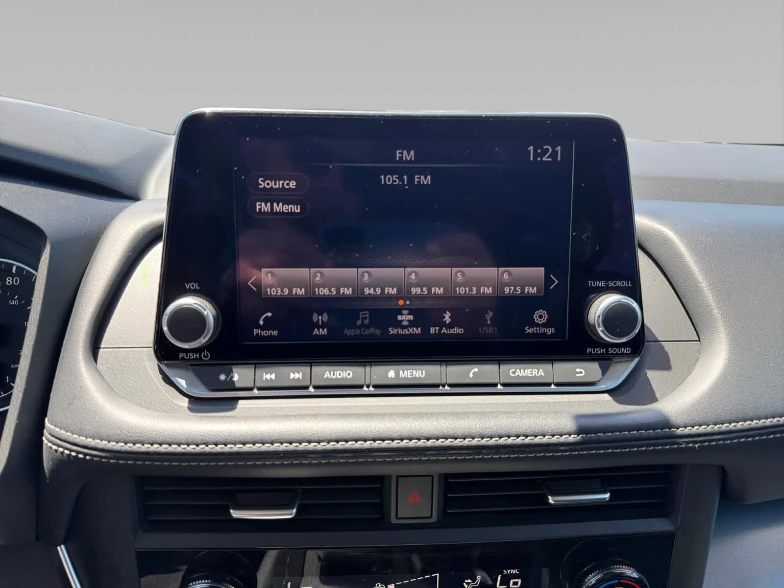 2024 Nissan Rogue SV - Photo 15
