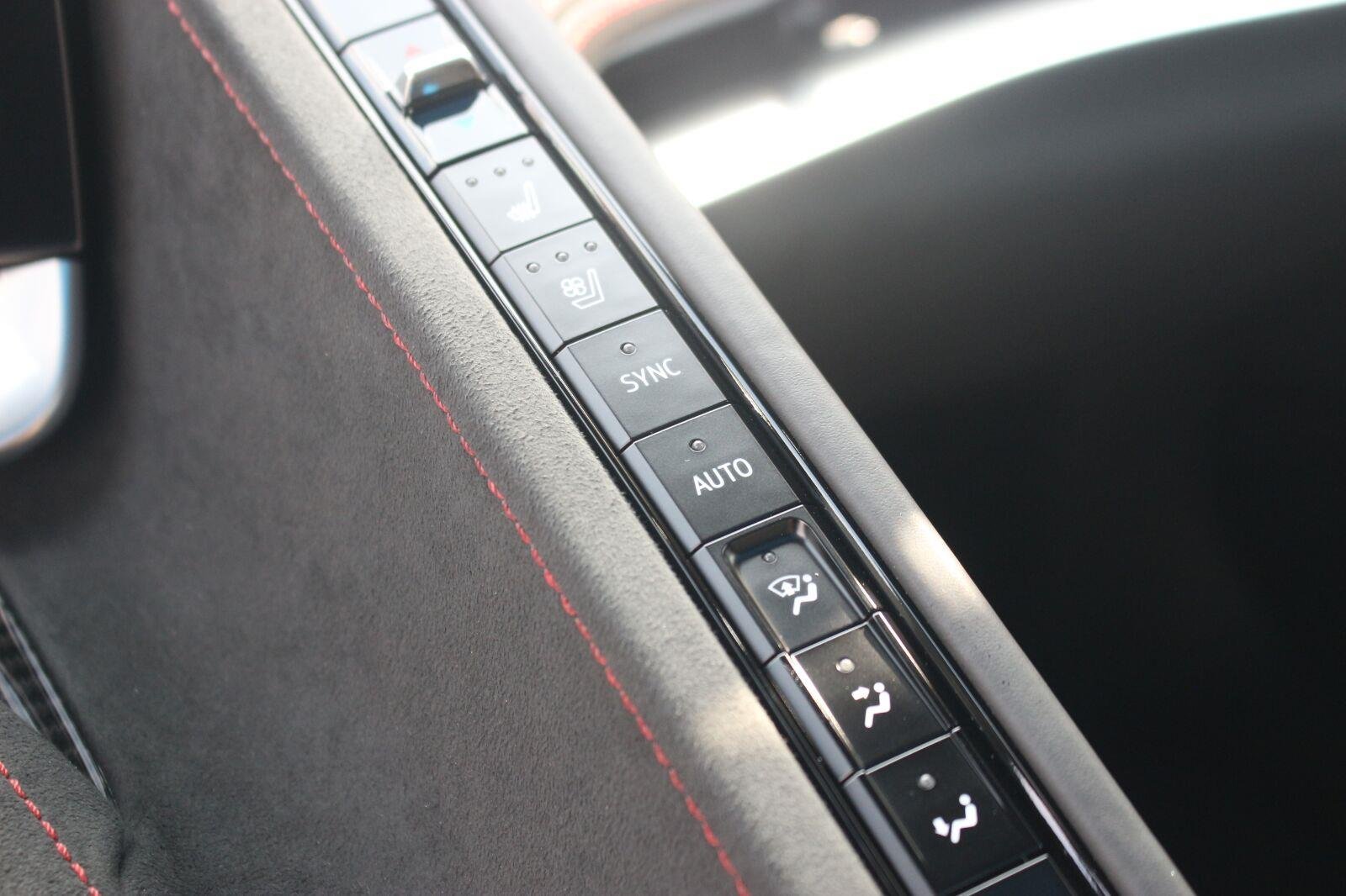 Used 2022 TORCH RED Chevrolet 3LT image 31