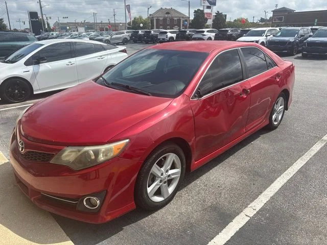 Used 2012 Red Toyota SE image 4