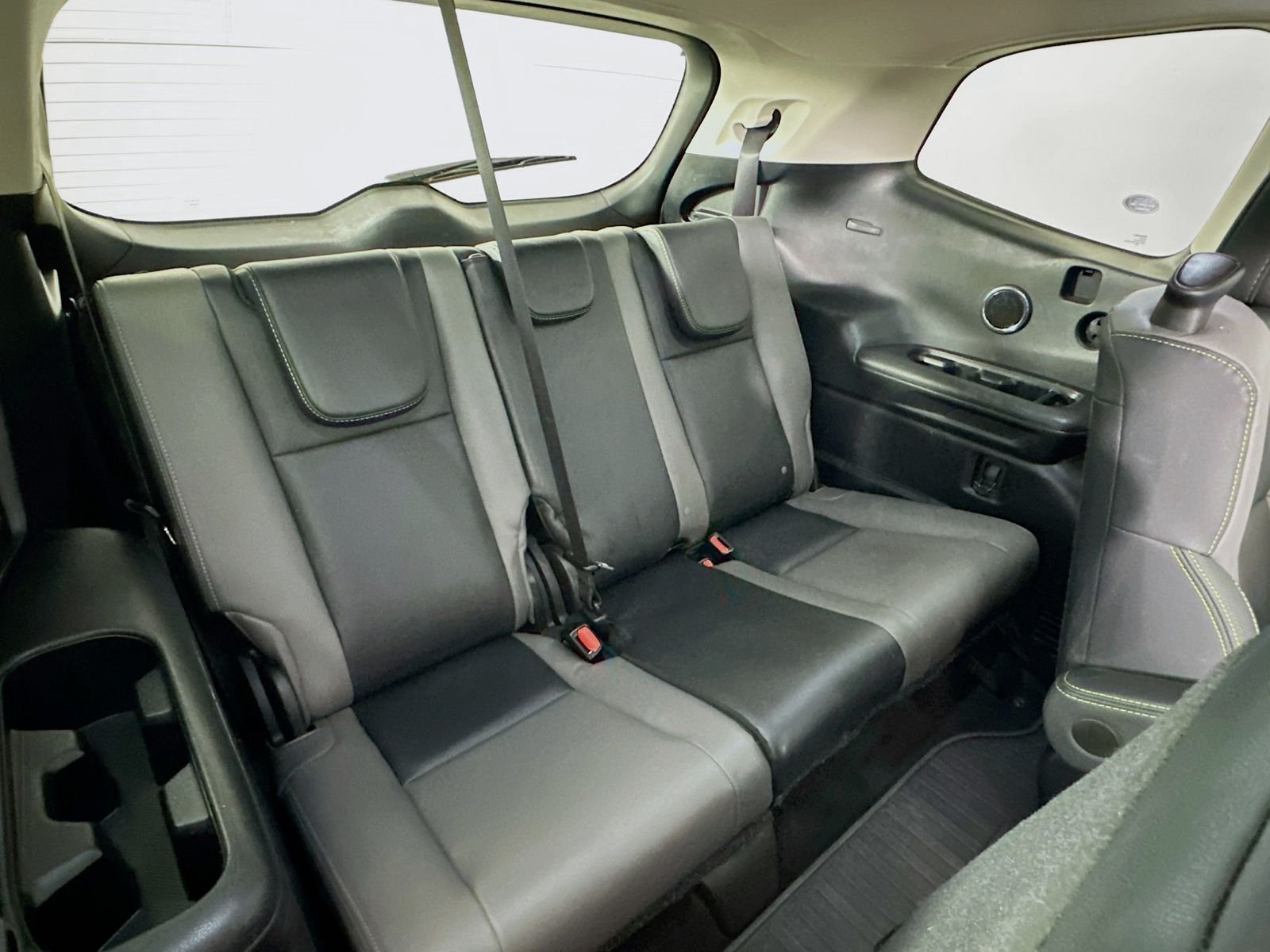 Used 2023 Crystal White Pearl Subaru Onyx Edition image 29