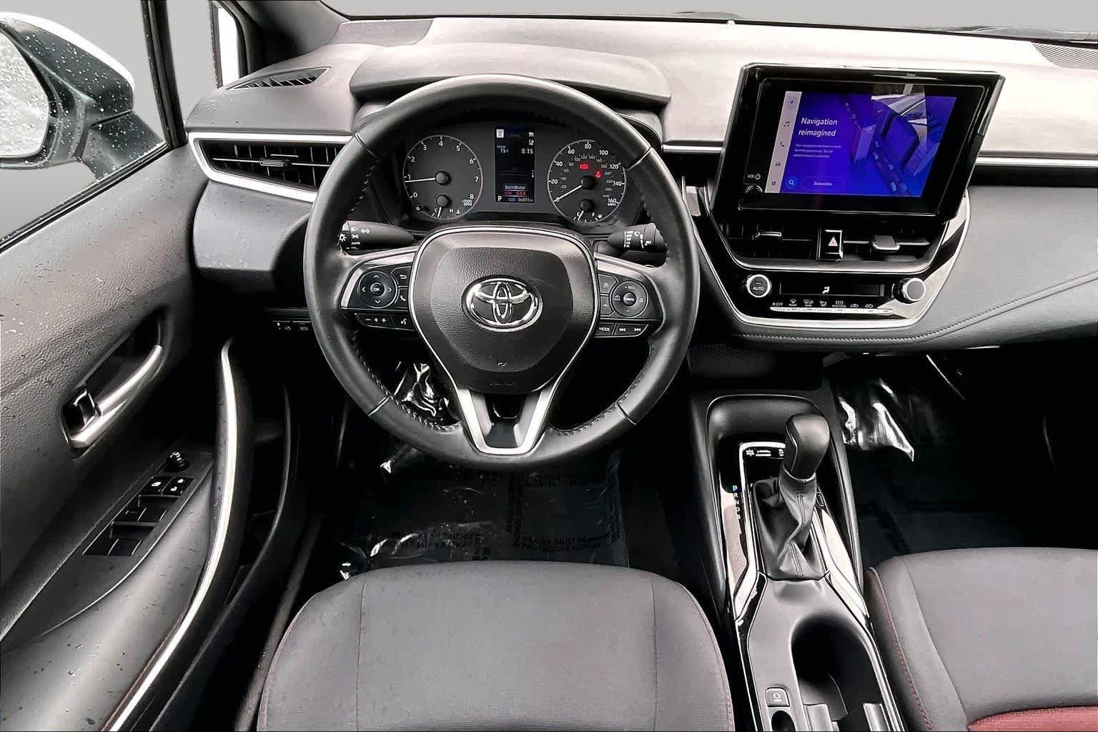 Used 2025 Ice Cap Toyota SE image 6