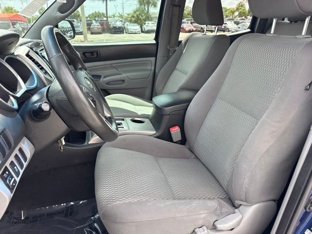 Used 2015 Blue Toyota PreRunner image 11