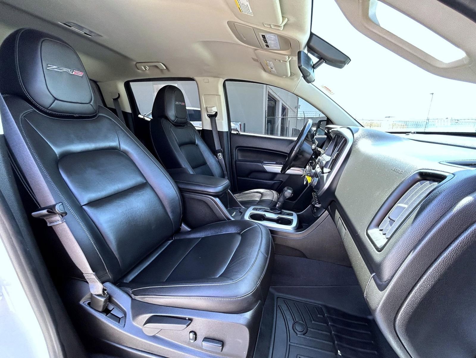 2020 Chevrolet Colorado ZR2 - Photo 16