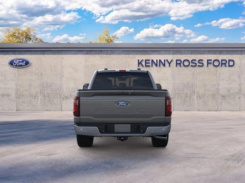 New 2026 Carbonized Gray Metallic Ford XLT image 5