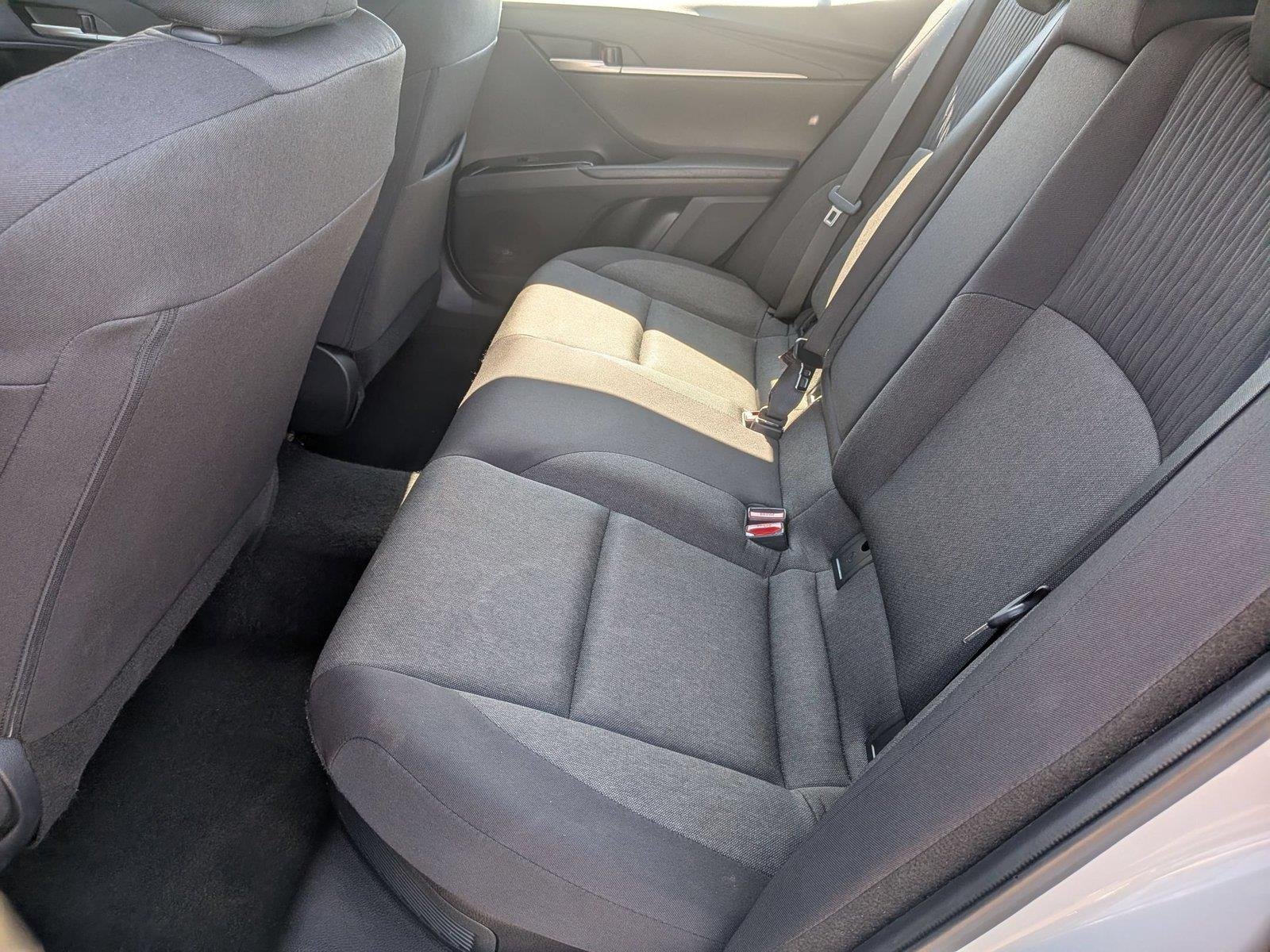 Used 2025  TOYOTA  image 31