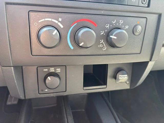 Used 2008 Red Dodge SXT image 24