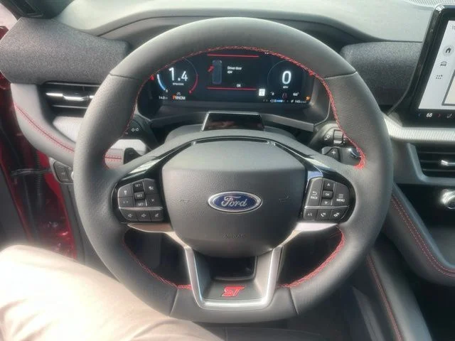 New 2026 Rapid Red Metallic Tinted Clearcoat Ford ST image 14