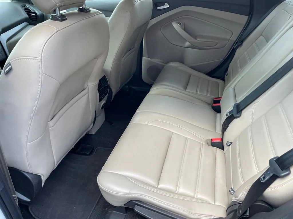 Used 2019 White Ford SEL image 10